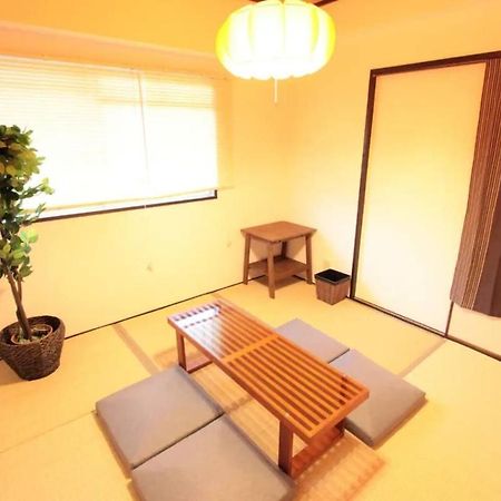 Jr新大阪まで2分!淀川すぐ 京都までアクセス良好 最大4名まで宿泊可能 No302 Bagian luar foto