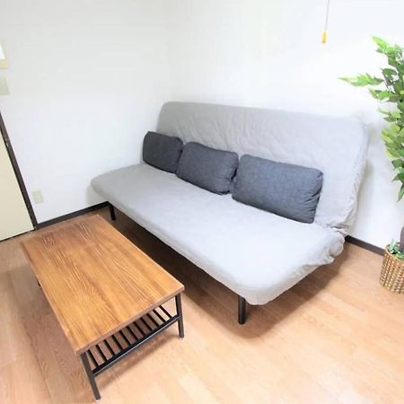 Jr新大阪まで2分!淀川すぐ 京都までアクセス良好 最大4名まで宿泊可能 No302 Bagian luar foto
